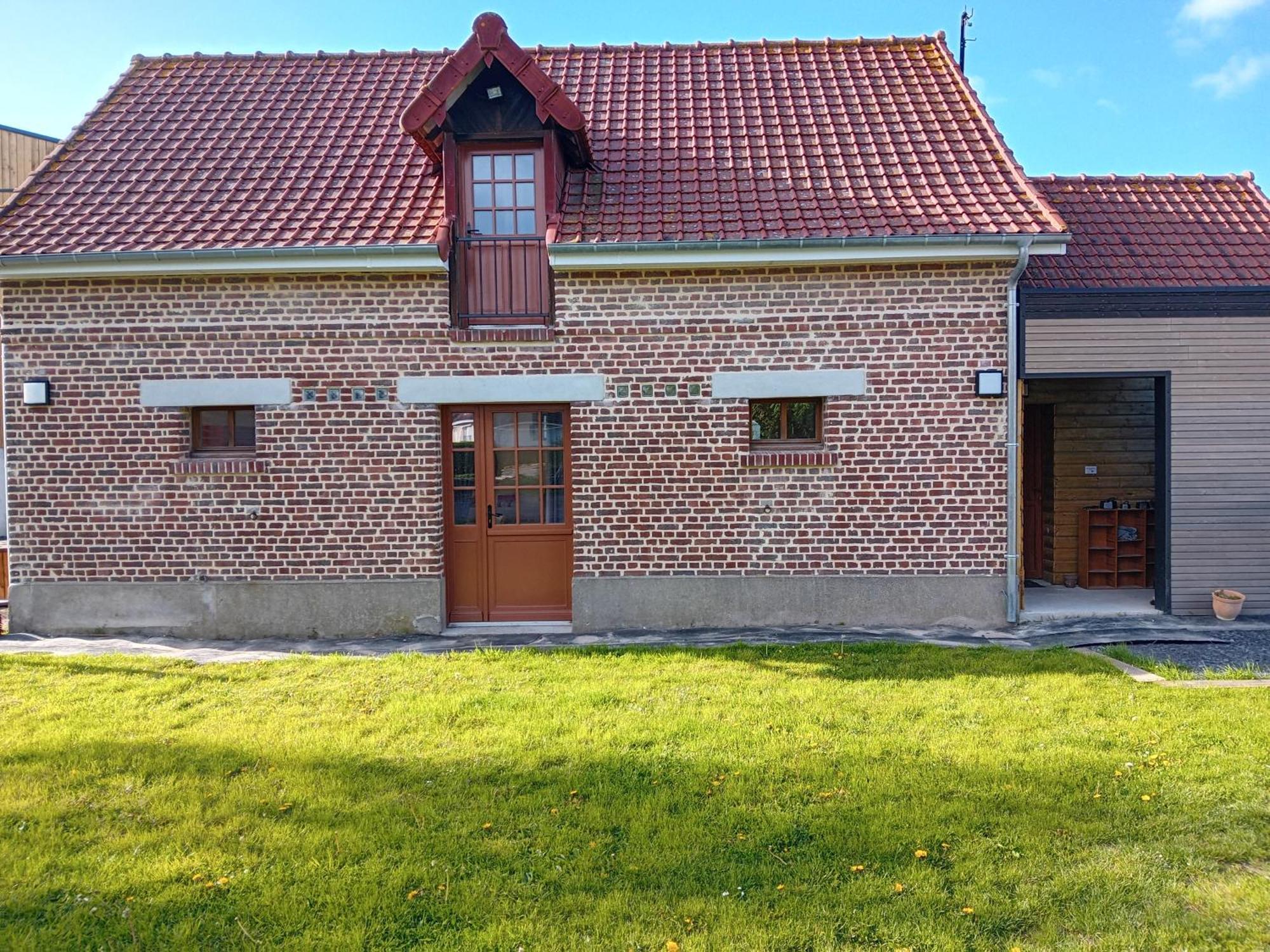 Gite Ferme Du Marronnier Derchigny Exterior foto