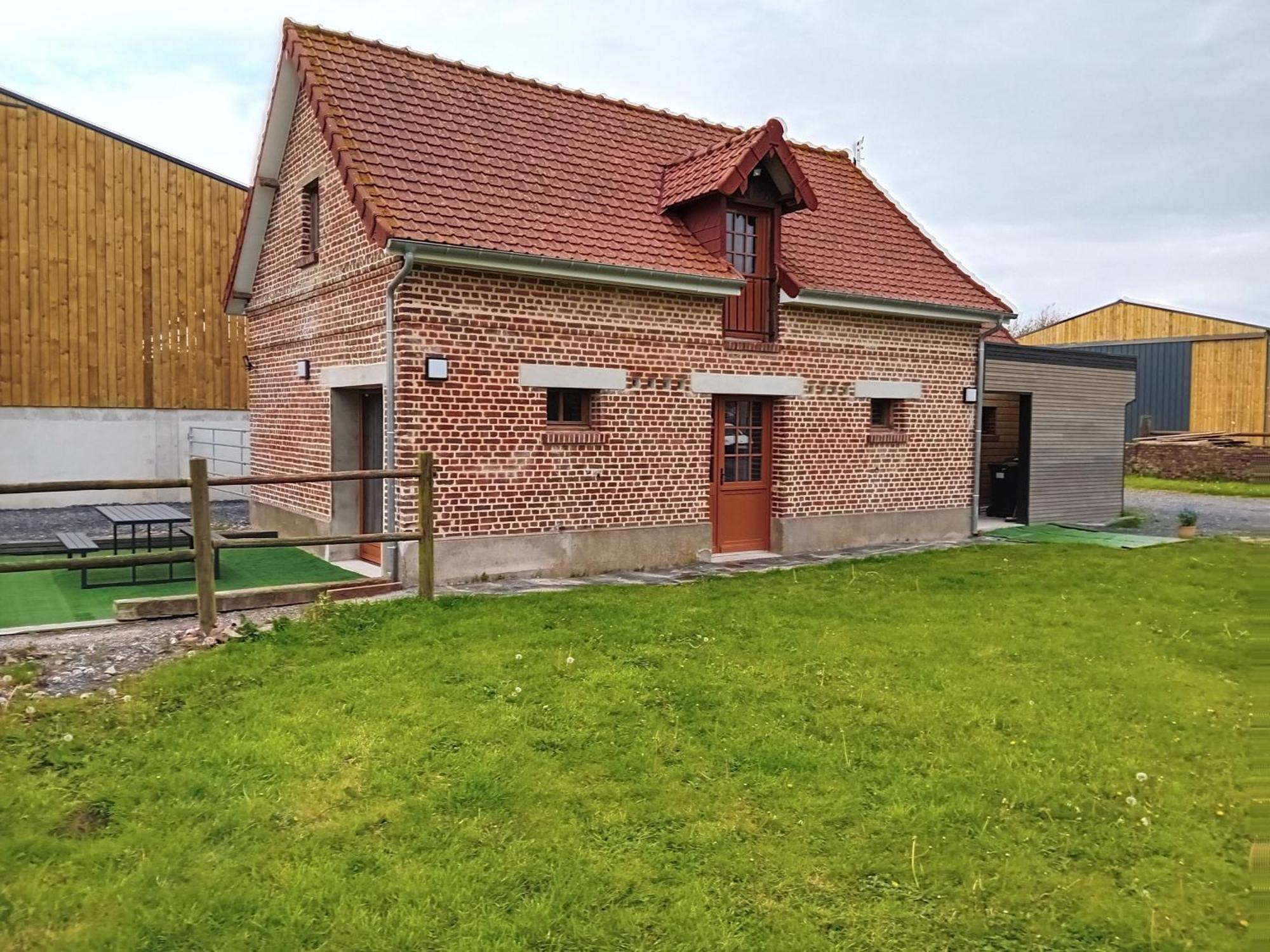 Gite Ferme Du Marronnier Derchigny Exterior foto